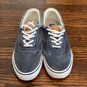 Men’s boat shoes